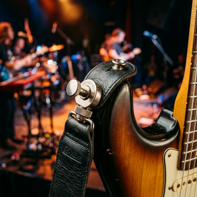 Best Guitar Straps for Comfort and Style (2026)